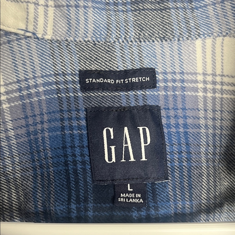 GAP Men's Blue & White Ombre Plaid Button-Down Shirt - Picture 2 of 3
